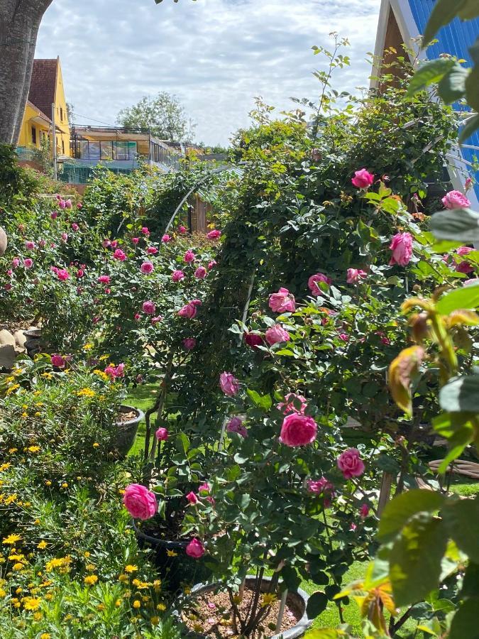 Homestay Khu Vuon Hoang Gia Da Lat Buitenkant foto